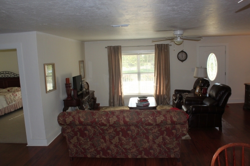 Photo 880 Full